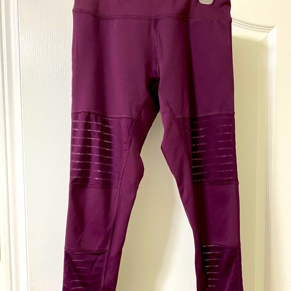 Mesh insert leggings